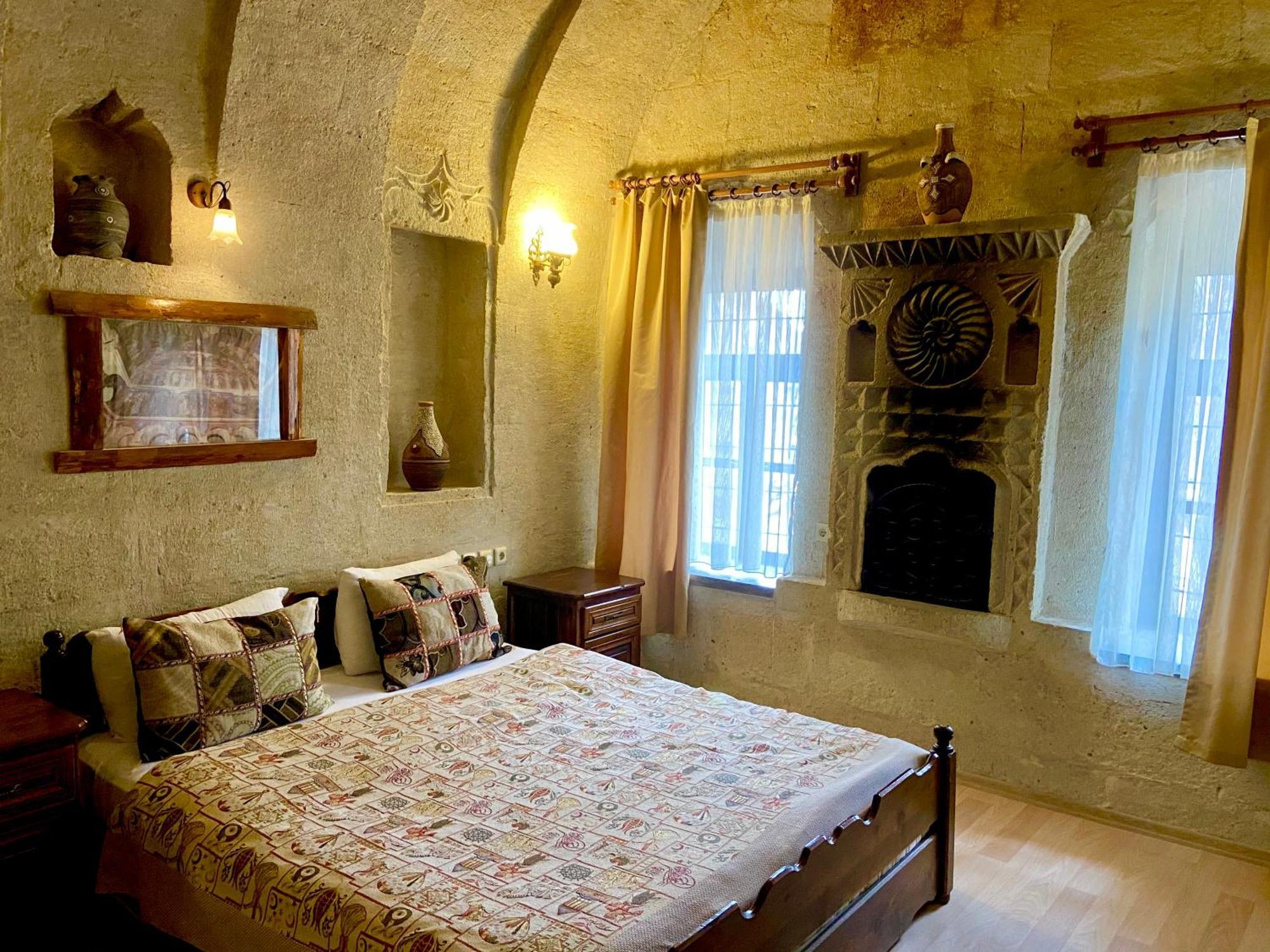 The Village Cave Hotel Göreme Buitenkant foto